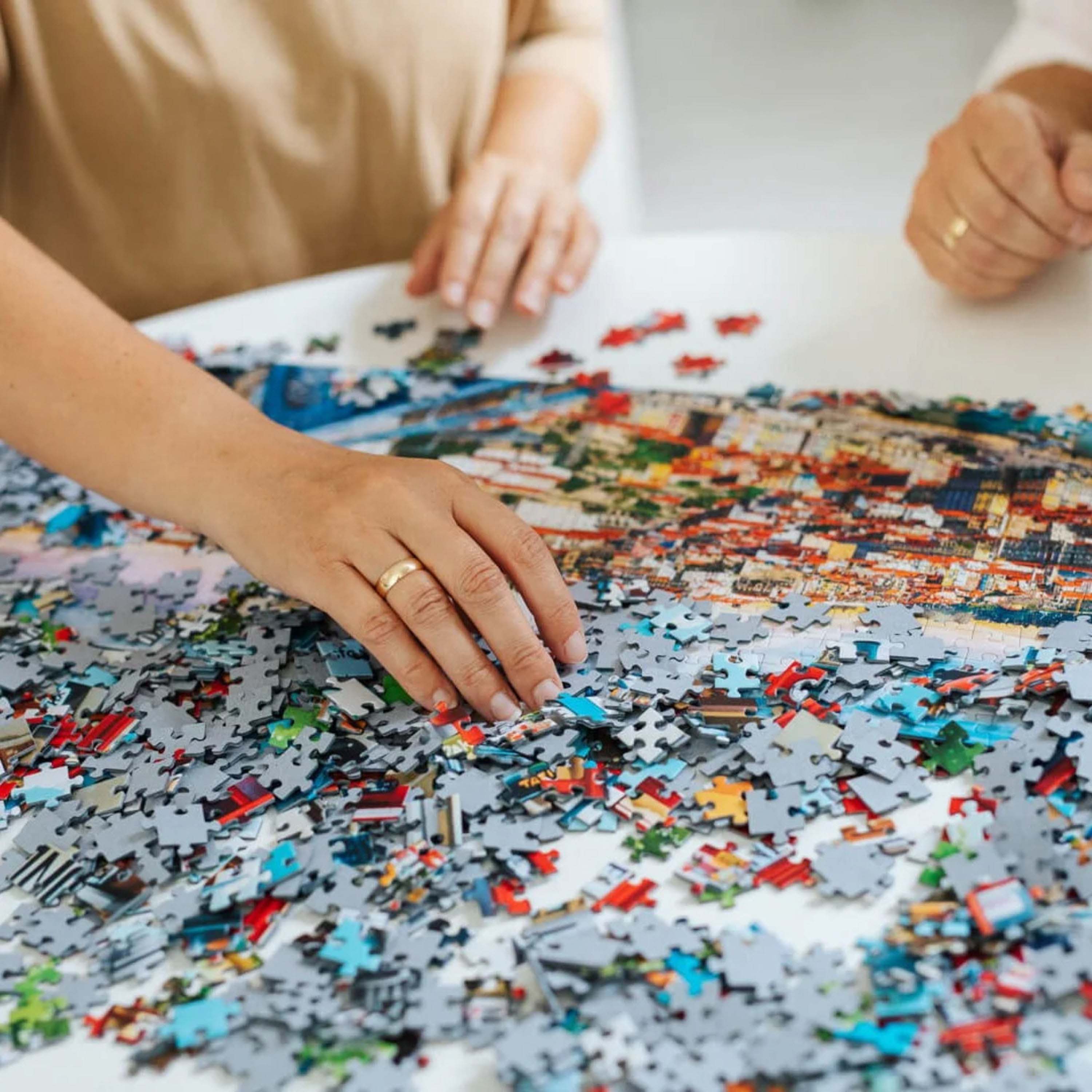 Trefl Red 1000 Piece Puzzle - National Parks Mount Rushmore