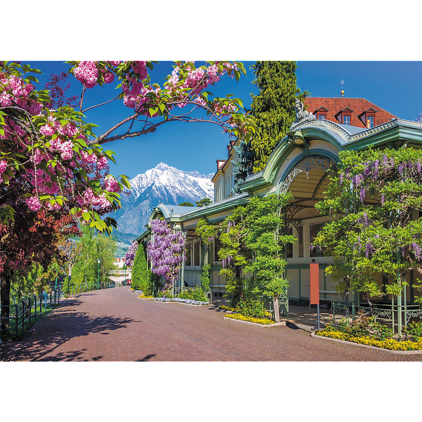 Trefl Red Merano, Italy 2000 Piece Puzzle