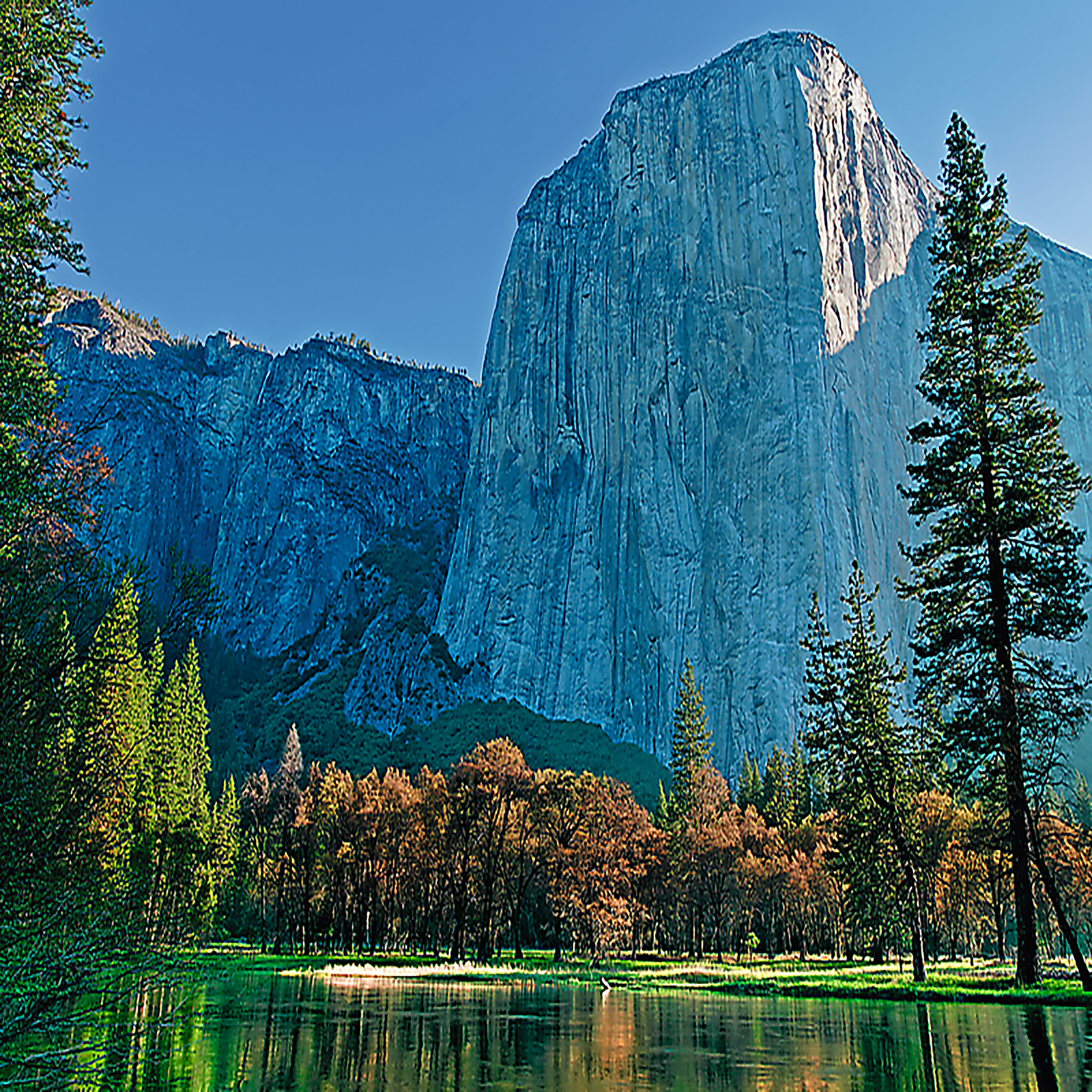 Trefl Red El Capitan at Sunrise 1000 Piece Puzzle